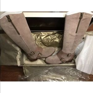 Joan & David size 8  tan brown suede boots riding